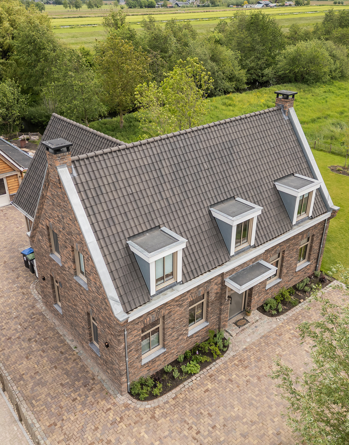 Nieuwbouwwoning in Ouderkerk aan den IJssel van bovenaf gezien