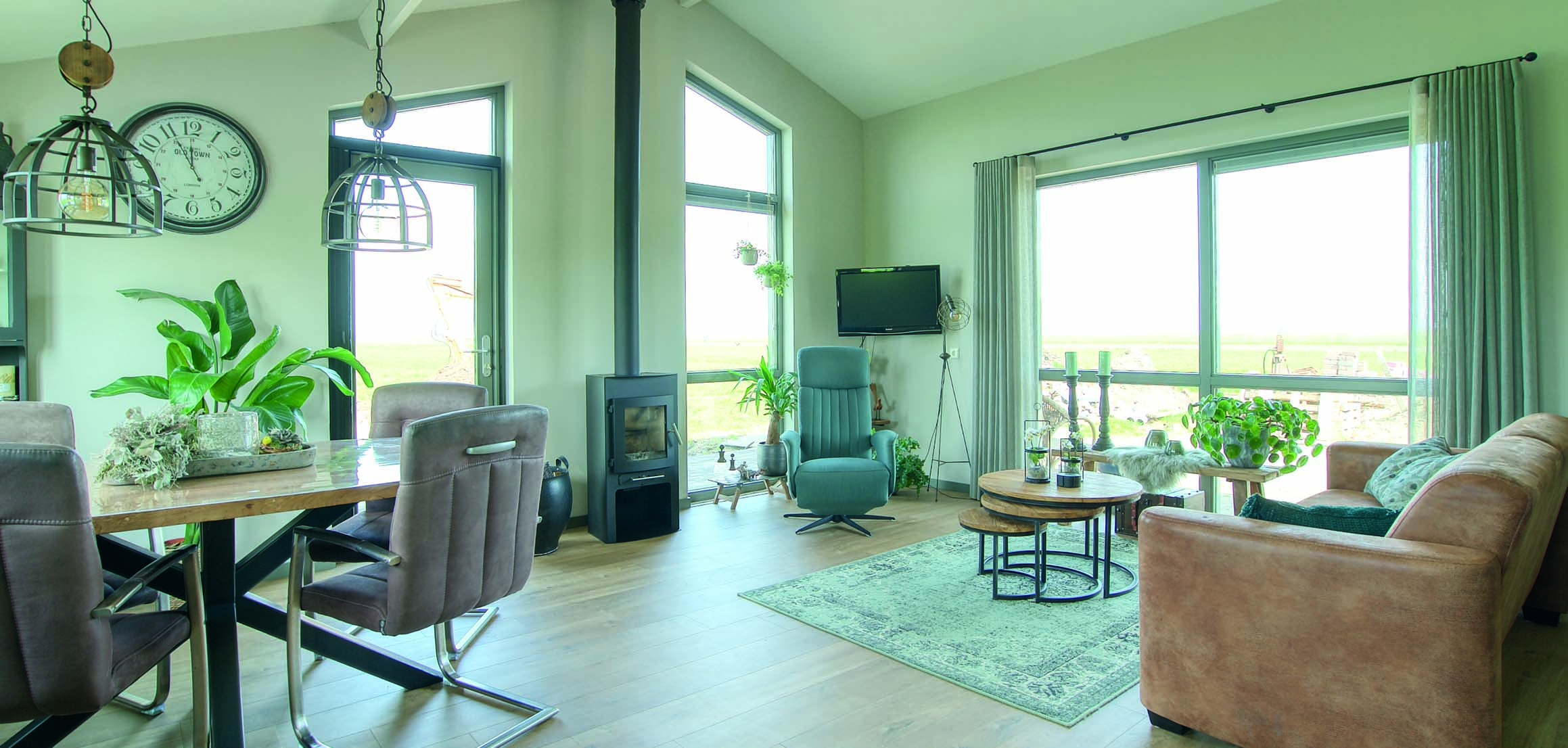 Woonkamer van mantelzorgwoning in de Krimpenerwaard