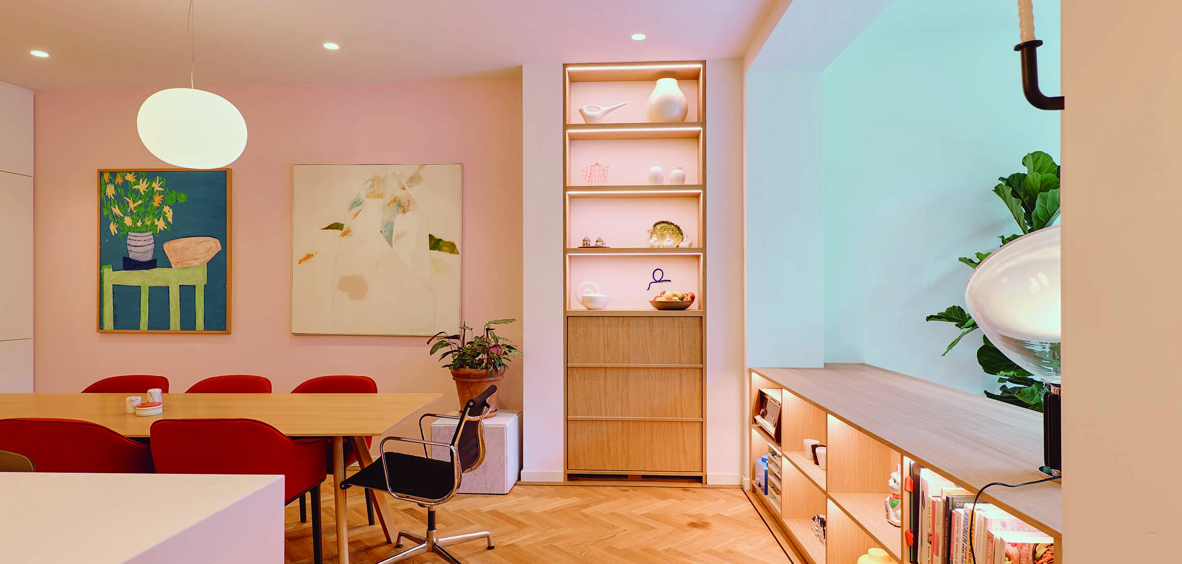 Eetkamer met maatwerk kasten aan de Boezemsingel in Rotterdam